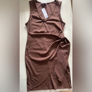 NWT Gilli woman’s dress brown size L